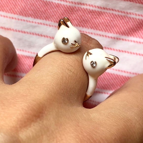 Jewelry - 💛5/$20💛 Twin Kitty Cat Ring 🐱